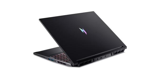Acer Nitro V 16/ ANV16-42-R4MN/ R7-260/ 16"/ WUXGA/ 16GB/ 1TB/ RTX 5070/ W11H/ Black/ 2R 