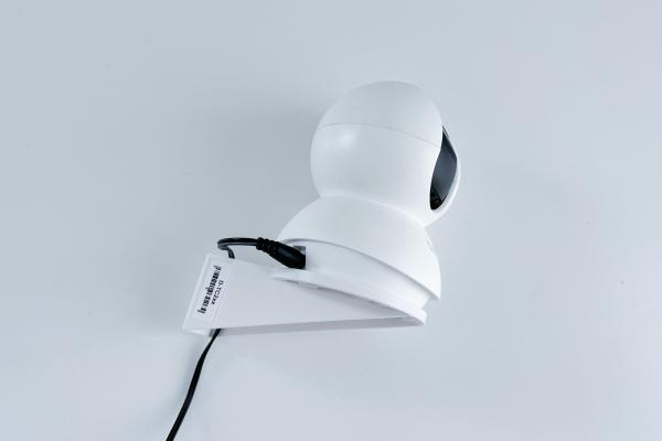 TP-LINK držiak pre Tapo C200/ C210 na stenu biely 