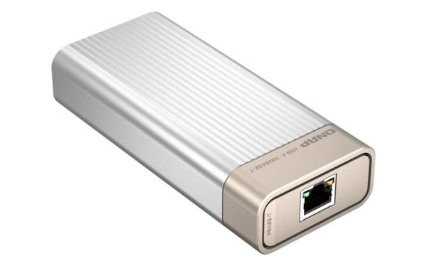 QNAP QNA-UC10G1T - adaptér USB-C 4 (podpora Thunderbolt 3 a 4) na 10GbE NBASE-T (pasívne chladenie) 