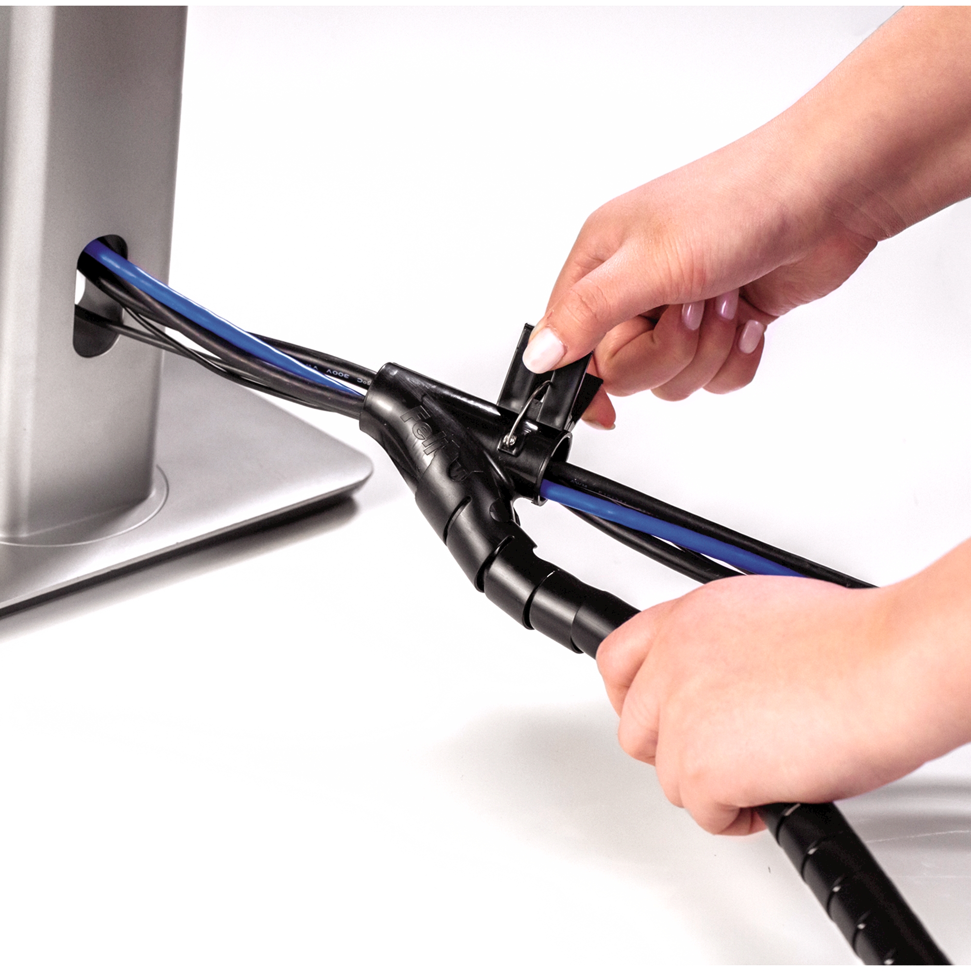Fellowes Cablezip organizér a chránič kabeláže čierny 