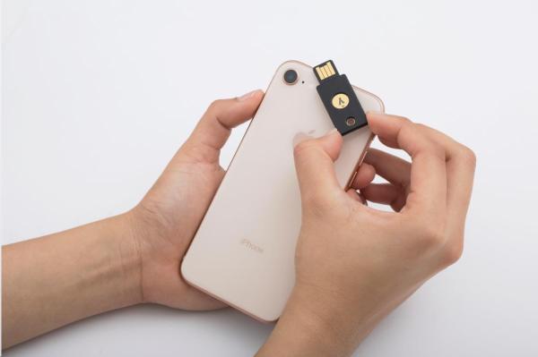 YubiKey 5 NFC - USB-A,  kľúč/ token s viacfaktorovou autentifikáciou (NFC),  podporou OpenPGP a Smart Card (2FA)4