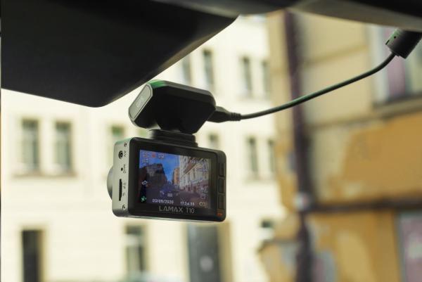 LAMAX T10 4K GPS (s hlášením radarů)0