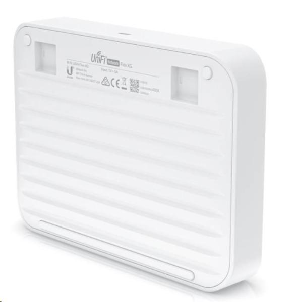 UBNT UniFi Switch Flex XG [4x100M/ 1G/ 2.5G/ 5G/ 10Gbps,  1x10/ 100/ 1000Mbps,  PoE]4