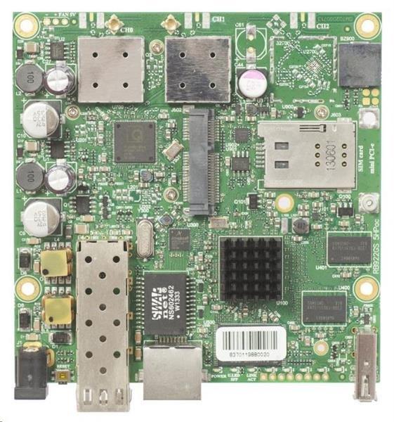 MikroTik RouterBOARD RB922UAGS-5HPacD, 720MHz CPU, 128MB RAM, 1x LAN, 1x SFP slot, 1xminiPCIe slot + SIM, vrátane.L4