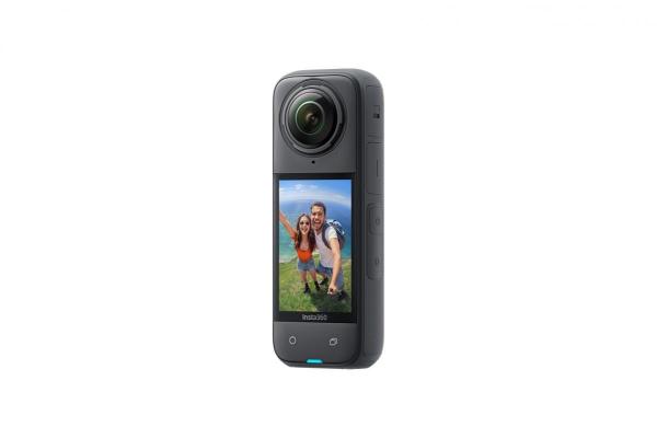 Insta360 X4 akční kamera,  8K /  30 fps,  4K/  až 100 fps,  6osý gyroskop,  360° záběr,  Active HDR,  vodotěsná1