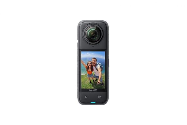 Insta360 X4 akční kamera,  8K /  30 fps,  4K/  až 100 fps,  6osý gyroskop,  360° záběr,  Active HDR,  vodotěsná2