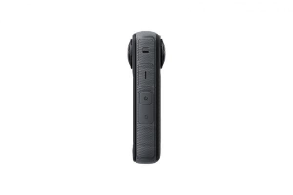 Insta360 X4 akční kamera,  8K /  30 fps,  4K/  až 100 fps,  6osý gyroskop,  360° záběr,  Active HDR,  vodotěsná6