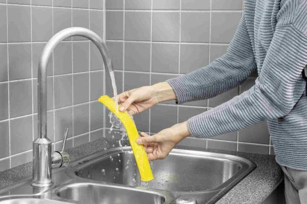 Karcher WV 6 Plus okenní vysavač,  až 100 min na jedno nabití,  150 ml nádoba,  pracovní šířka 280 mm1