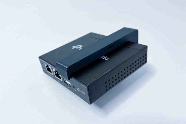 TP-Link D-TPDIN100 Držák na DIN lištu pro OC200,  OC220,  SF1005xx,  SG105xx,  SG1005xx,  šedý8