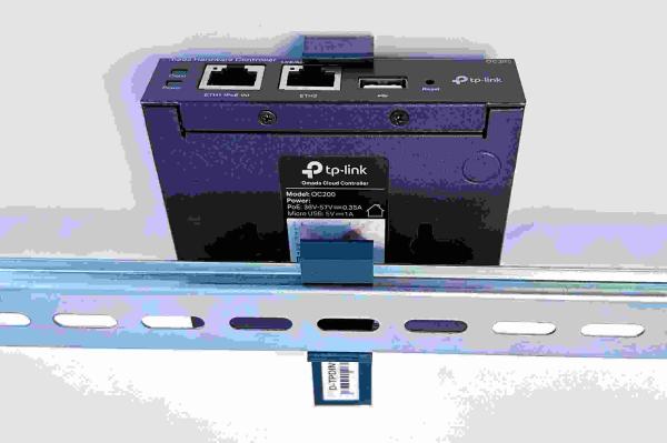 TP-Link D-TPDIN100 Držák na DIN lištu pro OC200,  OC220,  SF1005xx,  SG105xx,  SG1005xx,  šedý4