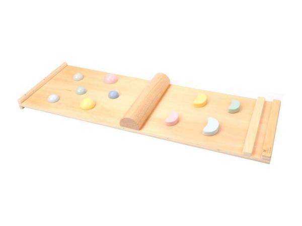 Dřevěný Piklerové trojúhelník set s montessori prknem - pastelový1