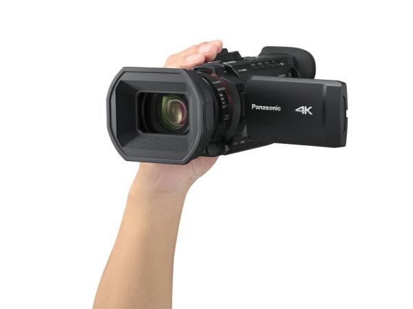 Panasonic HC-X1600 (4K/ 60p 10-bit,  1/ 2, 5",  24x zoom,  25mm,  OIS,  WiFi)2