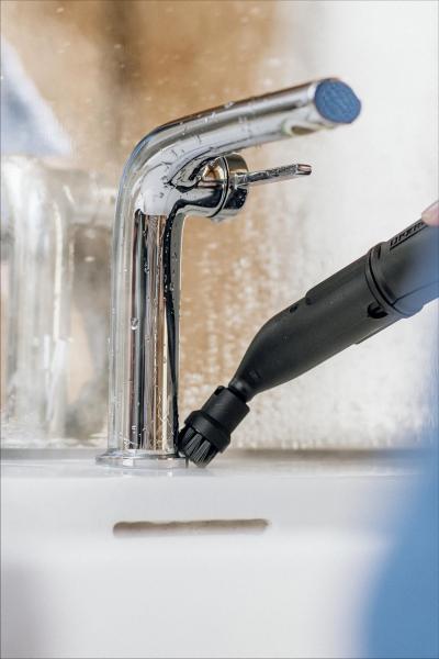 Kärcher SC 5 EasyFix Iron parní čistič,  2250 W,  4.2 bar,  zabíjí až 99.999 % virů a 99, 99 % bakterií,  napařovací žehlička4