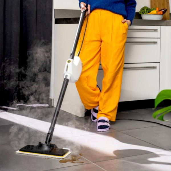 Kärcher SC 1 Multi & Up parní čistič,  1300 W,  200 ml,  podlahová hubice,  utěrka EasyFix1