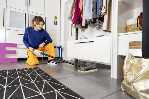 Kärcher SC 1 Multi & Up parní čistič,  1300 W,  200 ml,  podlahová hubice,  utěrka EasyFix6