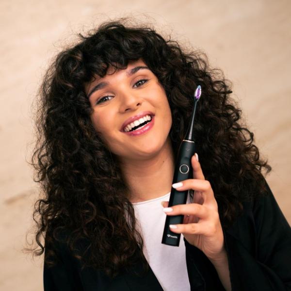 TrueLife SonicBrush Clean70 UV Black9