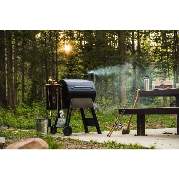 Traeger PRO 22 peletový gril7