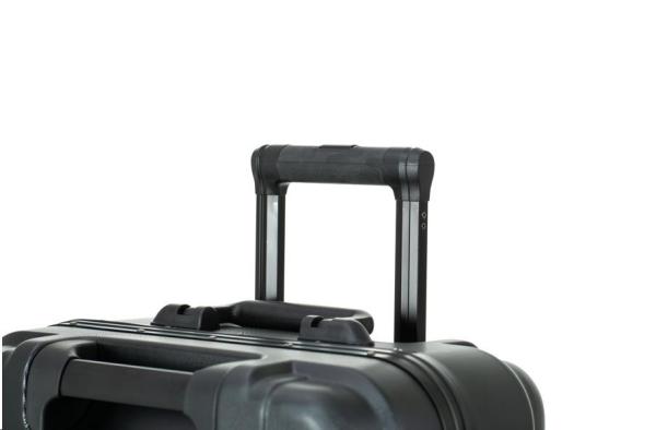 ACER Cestovní kufr Predator Robust Luggage 22", polykarbonát, 54l, TSA kombinační zámek, 2 kapsy, černá1