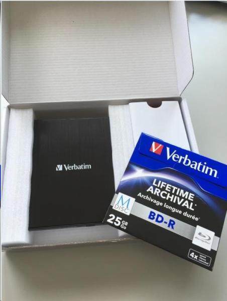 VERBATIM Slimline Blu-ray Rewriter USB 3.0 Bezplatný BR disk 25 GB (CD DVD BD Mdisc)2
