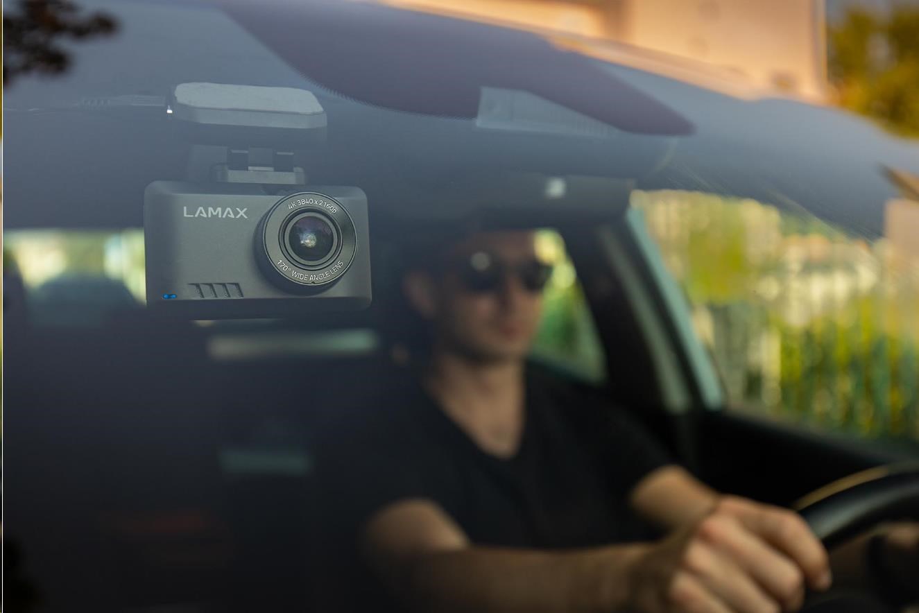 LAMAX T10 4K GPS (s hlášením radarů)10 