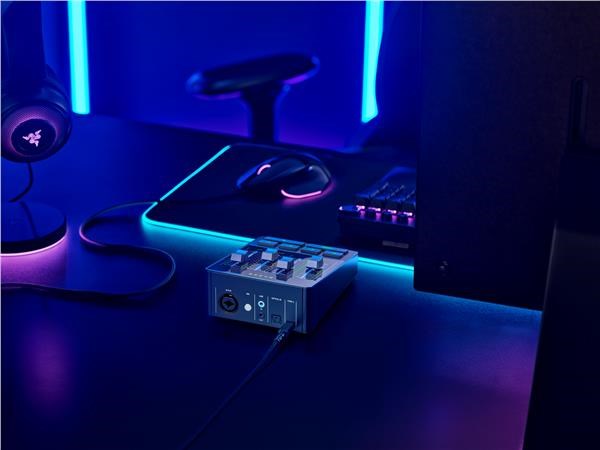 Razer směšovač zvuku Audio Mixer,  analogový,  USB-C10 