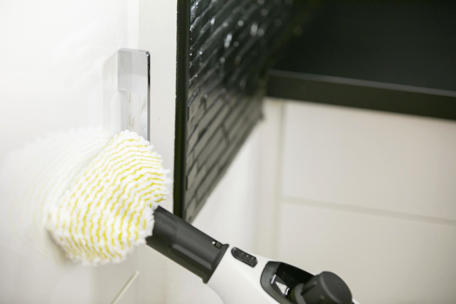 Karcher SC 1 EasyFix parní čistič,  1200 W,  3 bar,  zabijí až 99.999% virů a bakterií4 