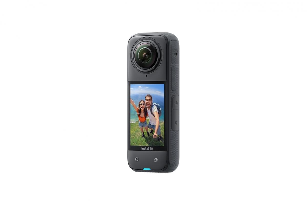 Insta360 X4 akční kamera,  8K /  30 fps,  4K/  až 100 fps,  6osý gyroskop,  360° záběr,  Active HDR,  vodotěsná1 