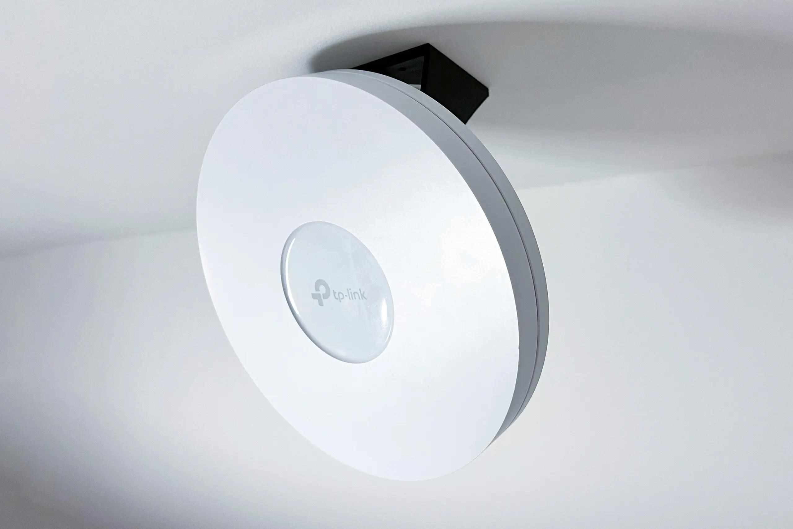 TP-Link D-EAP6X-UNI Držák/ stojan EAP610, EAP613, EAP650, EAP653, EAP670, EAP660HD, EAP620HD, EAP772, EAP773, EAP673, EAP683, EAP7871 