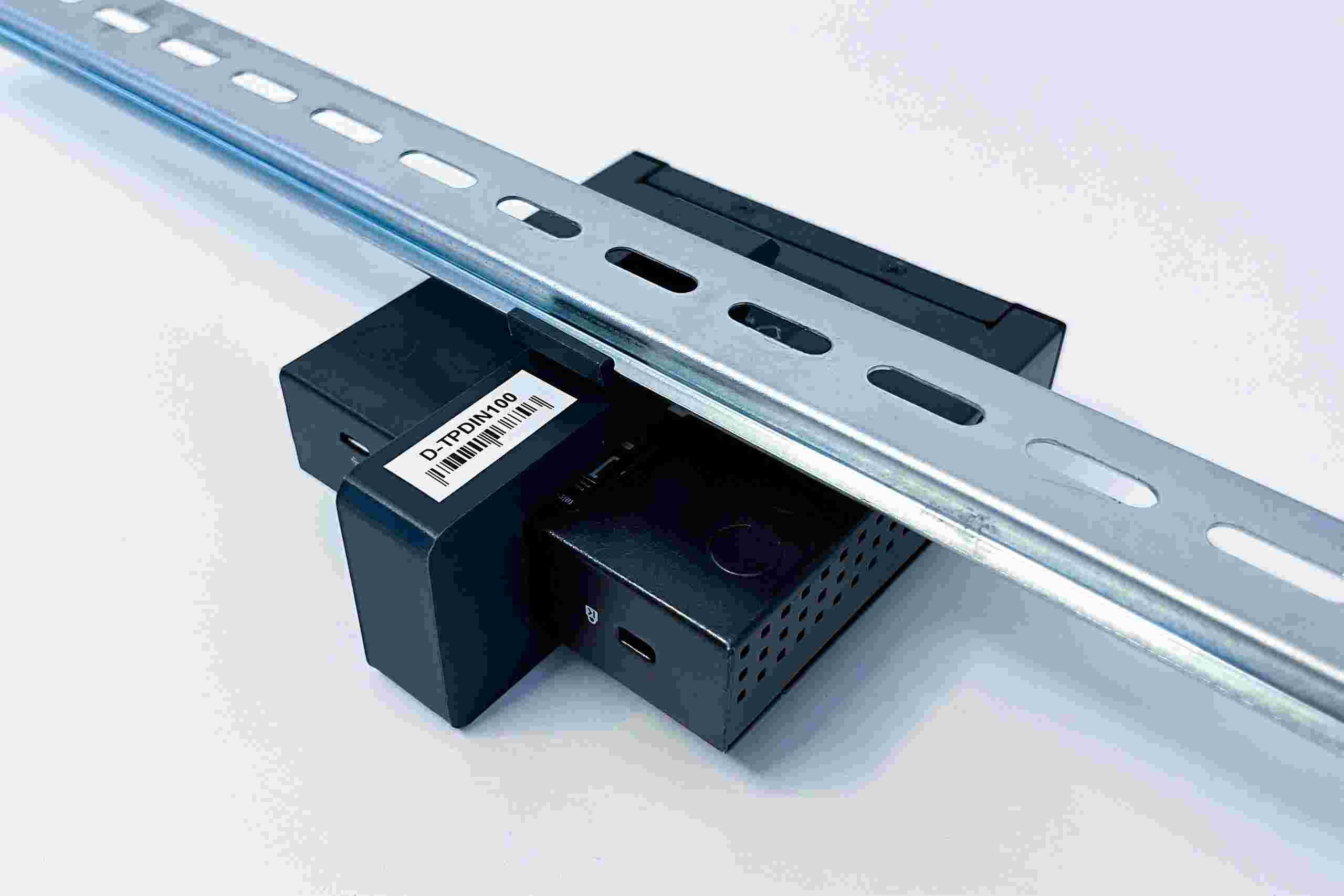 TP-Link D-TPDIN100 Držák na DIN lištu pro OC200,  OC220,  SF1005xx,  SG105xx,  SG1005xx,  šedý5 