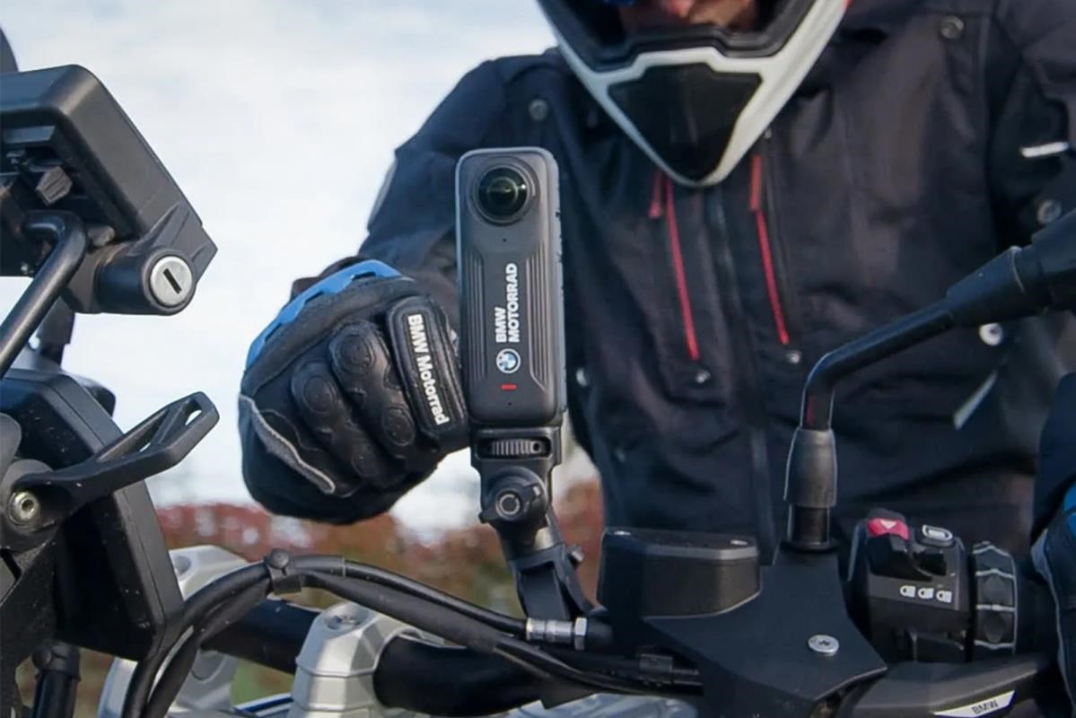 Insta360 X4 BMW limitovaná edice akční kamera,  8K /  30 fps,  4K/  až 100 fps,  6osý gyroskop,  360° záběr,  Active HDR1 