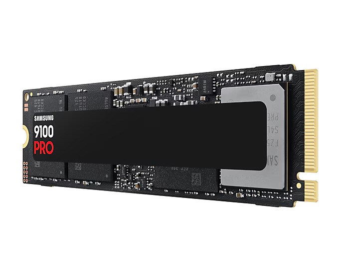Samsung SSD 9100 PRO PCIe 5.0 NVMe M.2 SSD - 4 TB1 