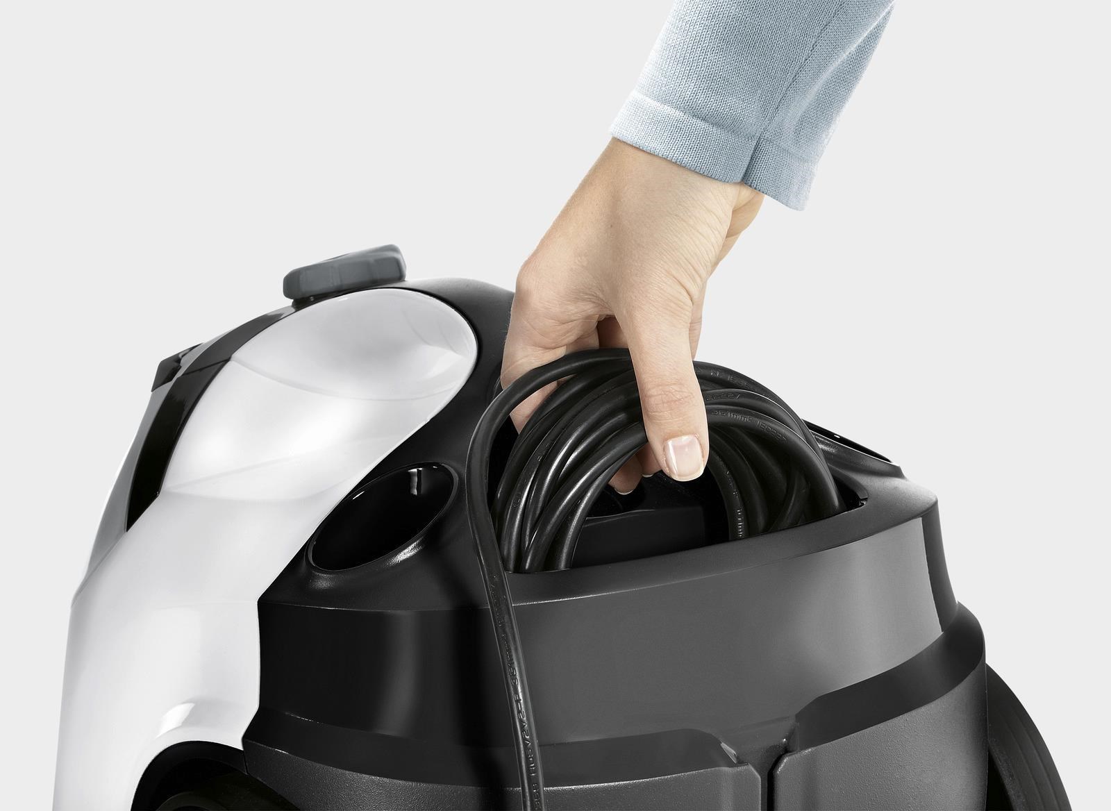 Kärcher SC 5 EasyFix Iron parní čistič,  2250 W,  4.2 bar,  zabíjí až 99.999 % virů a 99, 99 % bakterií,  napařovací žehlička2 