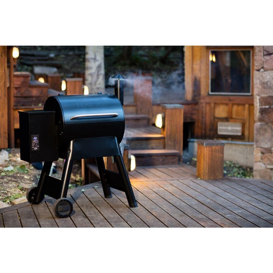 Traeger PRO 22 peletový gril2 