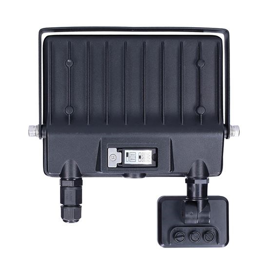 Solight LED reflektor se senzorem TOP,  30W,  max. 3900lm,  3CCT,  volitený výkon 100/ 66%,  IP65,  rychlospojka8 