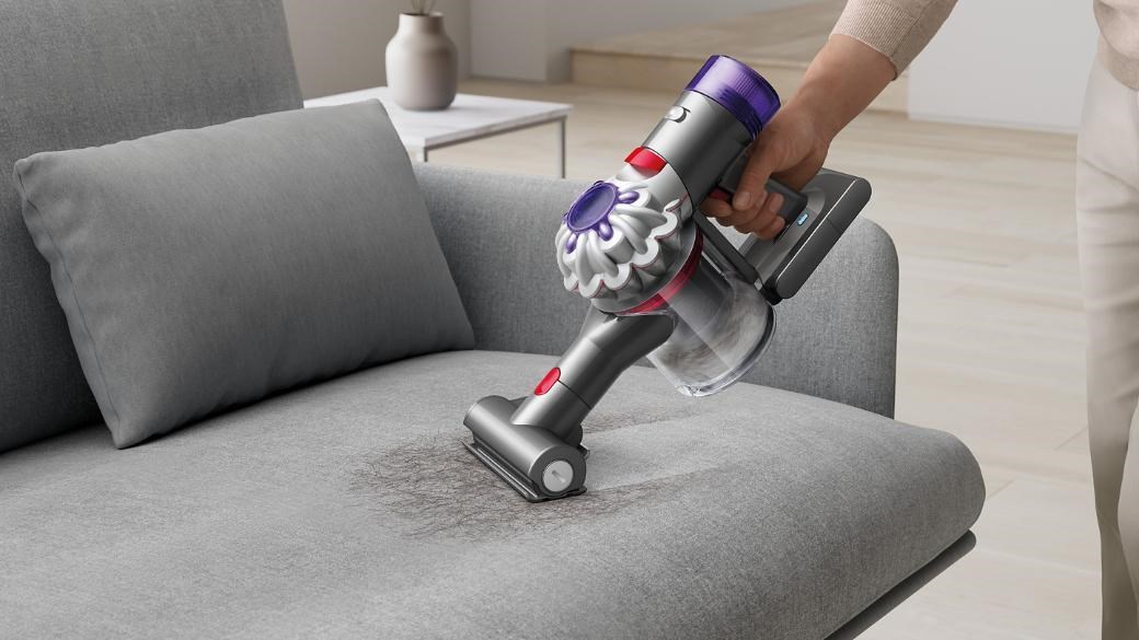Dyson Car+Boat ruční vysavač,  šedá/ fialová,  výdrž až 50 min,  2 Tier Radial,  sací výkon 115 aW,  plně utěsněná filtrace2 