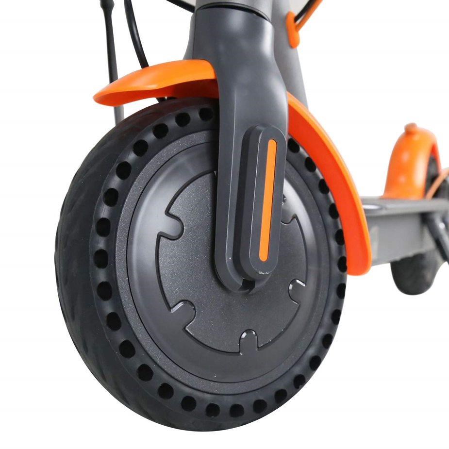 RhinoTech bezdušová pneumatika pro Scooter děrovaná 8.5x2,  černá3 