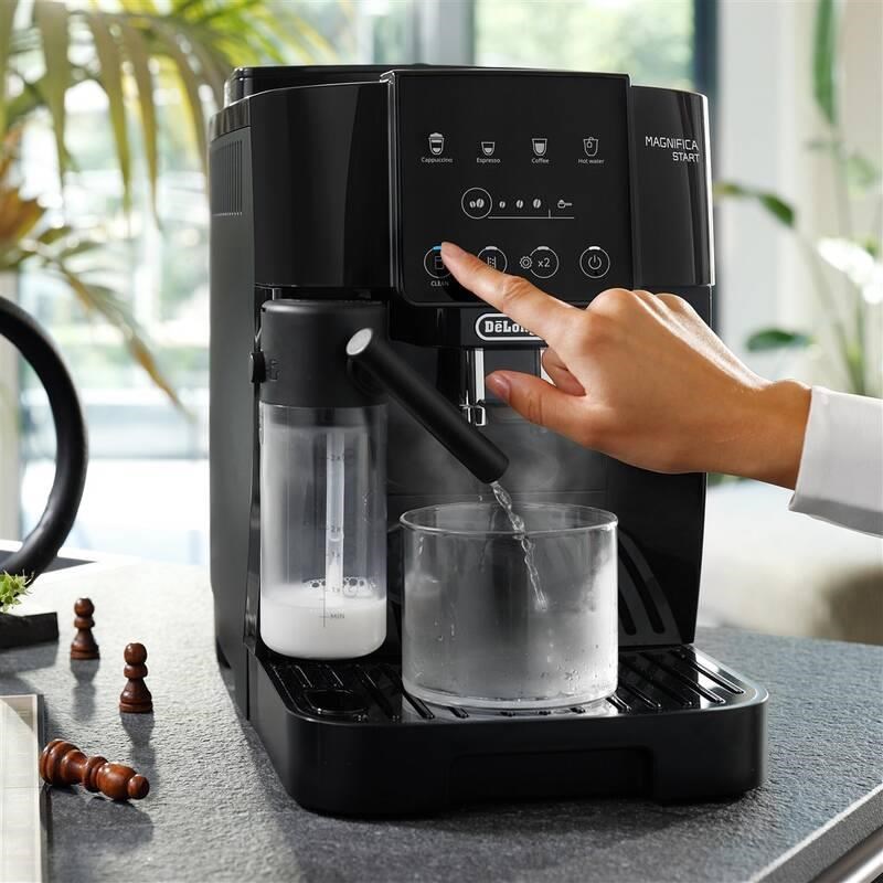 DeLonghi ECAM 220.60.B Magnifica Start automatický kávovar,  1450 W,  vestavěný mlýnek,  15 barů,  displej,  černá5 