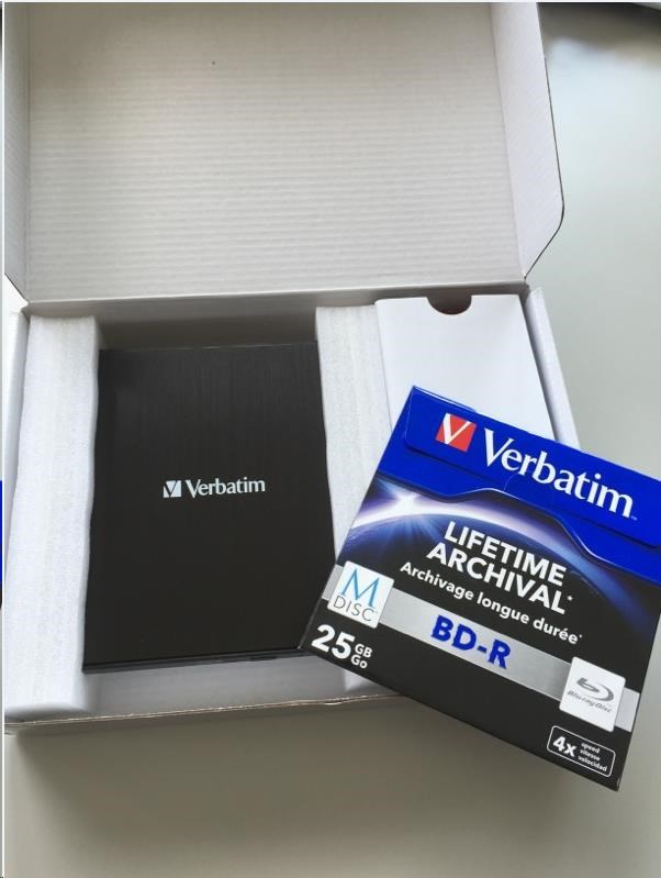 VERBATIM Slimline Blu-ray Rewriter USB 3.0 Bezplatný BR disk 25 GB (CD DVD BD Mdisc)2 